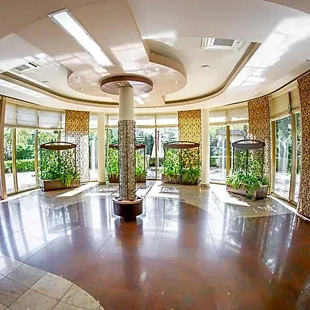 Sahara Hotel 4*