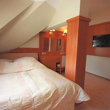 Hotel Sahara